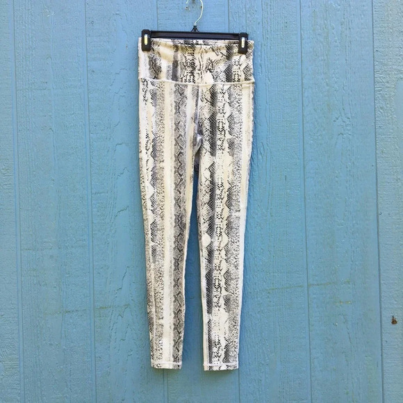 Mono B Women's Size Small Printed Viper Leggings - Picture 3 of 6